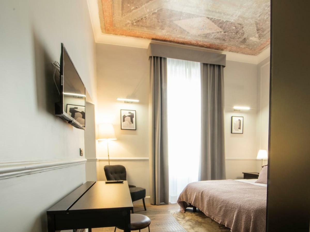 Holidays Navona Guest house